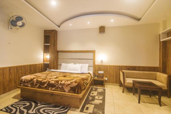 Wow Stayz2 Hotel The Lodge Dharamshala Exterior photo