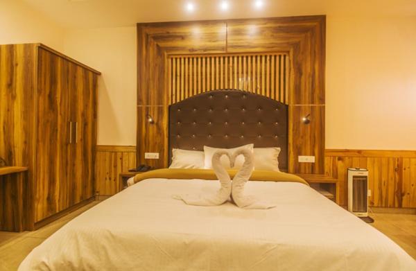 Wow Stayz2 Hotel The Lodge Dharamshala Exterior photo
