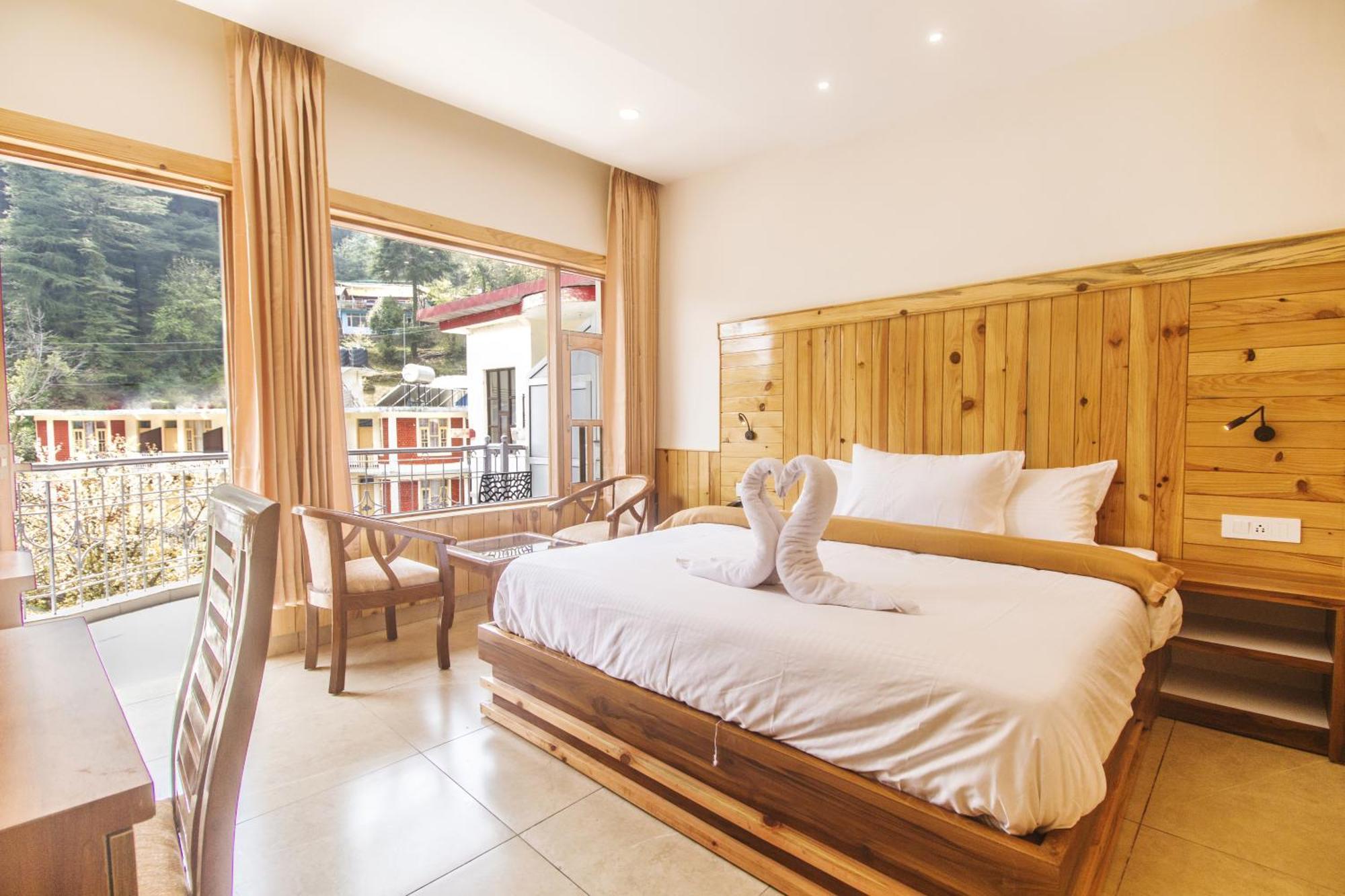 Wow Stayz2 Hotel The Lodge Dharamshala Exterior photo